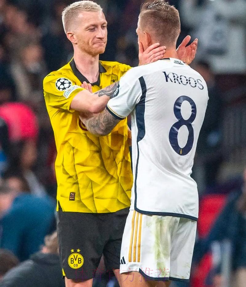 多特欧冠决赛大名单:罗伊斯领衔 桑乔胡梅尔斯在列 多特欧冠决赛大名单:罗伊斯领衔 桑乔胡梅尔斯在列