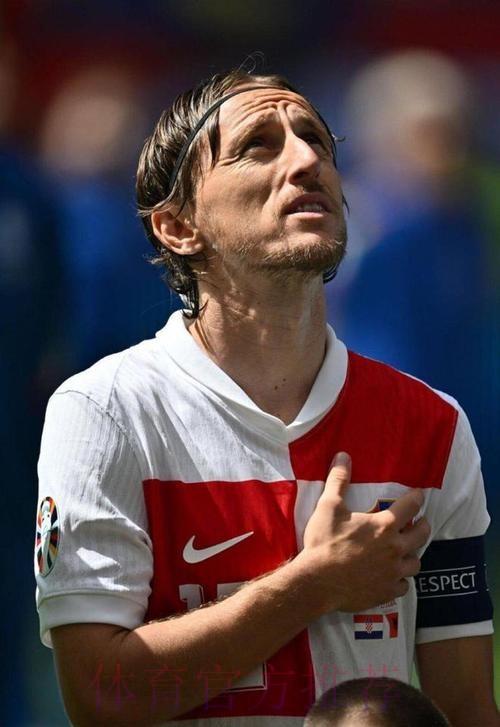 魔笛:我24小时为足球而活 努力的天赋很重要 魔笛:我24小时为足球而活 努力的天赋很重要